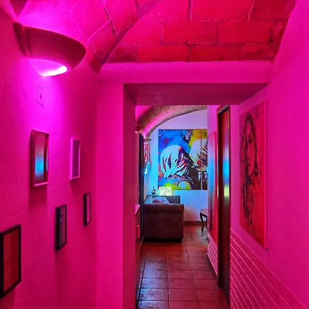 Lovelane Apartment